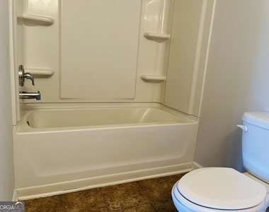381 Sand Bay Drive - Photo Thumbnail 18
