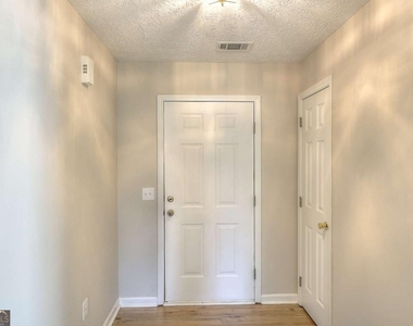 4160 Janel Lane - Photo Thumbnail 36