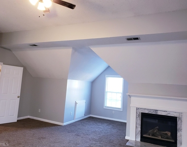130 Oak Park Terrace - Photo Thumbnail 15