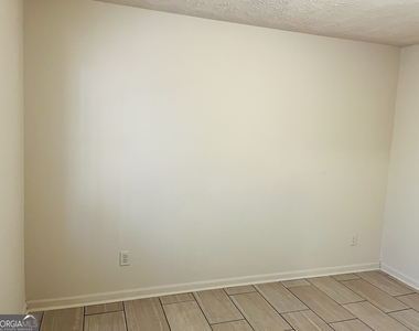 4120 Midway Road - Photo Thumbnail 16
