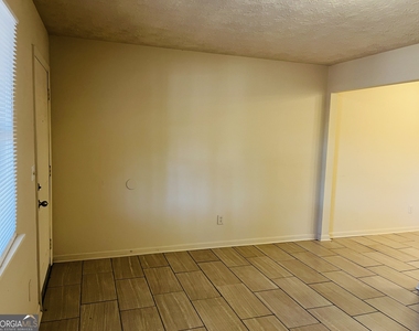 4120 Midway Road - Photo Thumbnail 3