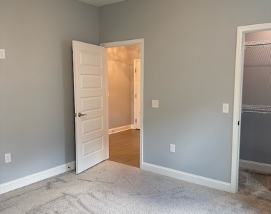 142 Ryan Nicholas Drive - Photo Thumbnail 6