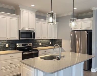 142 Ryan Nicholas Drive - Photo Thumbnail 9