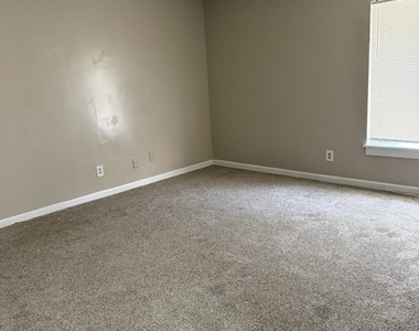 3575 Oakvale Road - Photo Thumbnail 14