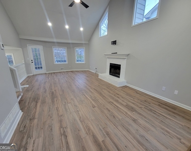 1710 Mcdowell Court - Photo Thumbnail 2