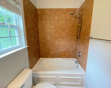 145 Bowen Street - Photo Thumbnail 10