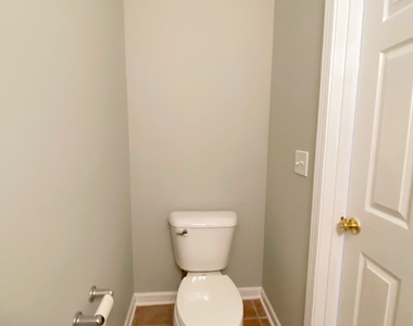 145 Bowen Street - Photo Thumbnail 7