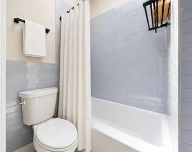 504 Monroe Street - Photo Thumbnail 7