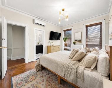 504 Monroe Street - Photo Thumbnail 1