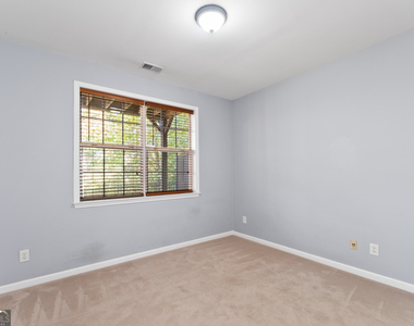 4674 Creekside Villas Way Se - Photo Thumbnail 27