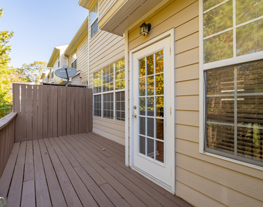 4674 Creekside Villas Way Se - Photo Thumbnail 30