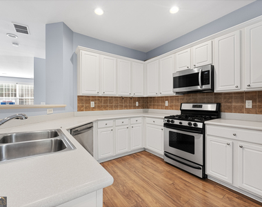 4674 Creekside Villas Way Se - Photo Thumbnail 11