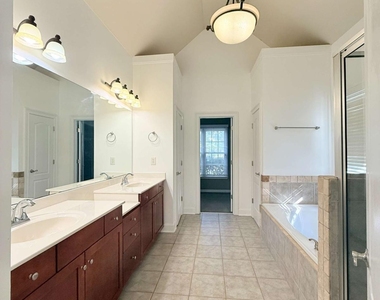 1753 Wheat Grass Way - Photo Thumbnail 17
