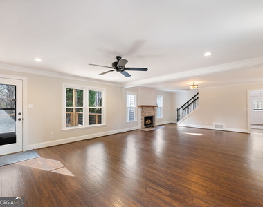 3965 Hamilton View Way - Photo Thumbnail 18