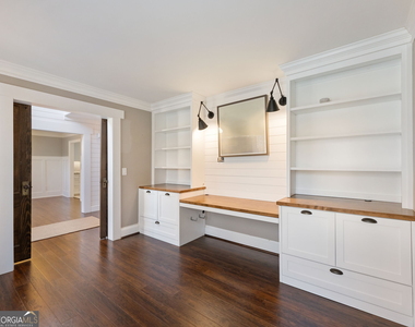 3965 Hamilton View Way - Photo Thumbnail 6