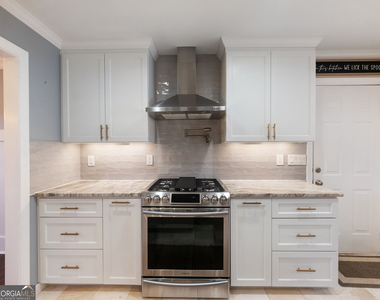3965 Hamilton View Way - Photo Thumbnail 20