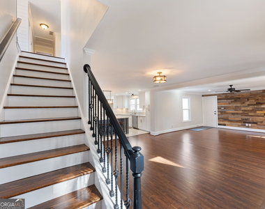 3965 Hamilton View Way - Photo Thumbnail 25