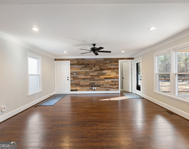 3965 Hamilton View Way - Photo Thumbnail 16