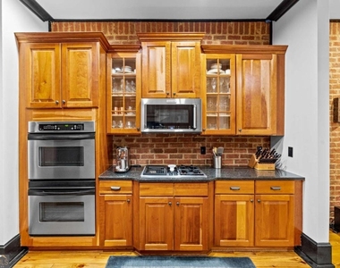 5512 Glenridge Drive - Photo Thumbnail 12