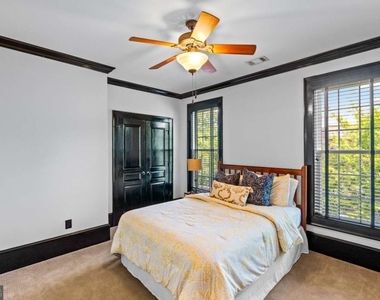 5512 Glenridge Drive - Photo Thumbnail 22