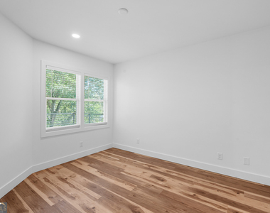 855 Piedmont Avenue Ne - Photo Thumbnail 18