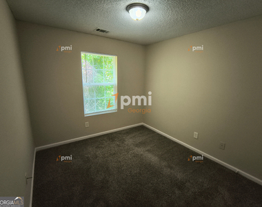 163 Chastain Way - Photo Thumbnail 6