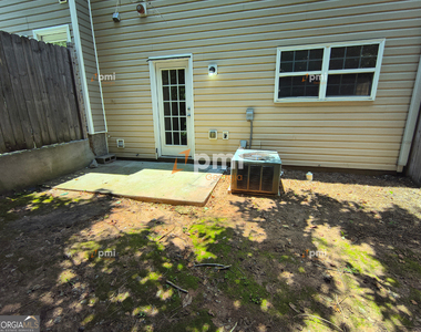 163 Chastain Way - Photo Thumbnail 12