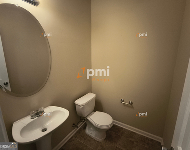 163 Chastain Way - Photo Thumbnail 9