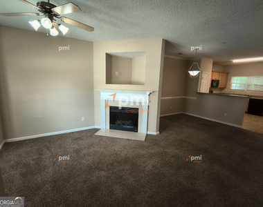 163 Chastain Way - Photo Thumbnail 3