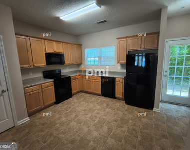 163 Chastain Way - Photo Thumbnail 1