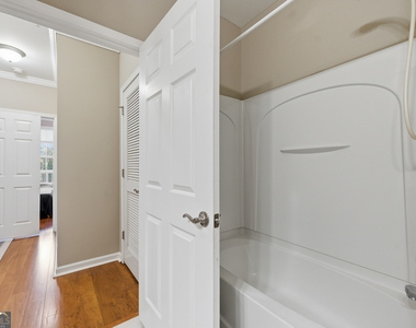 4805 W Village Way Se - Photo Thumbnail 16