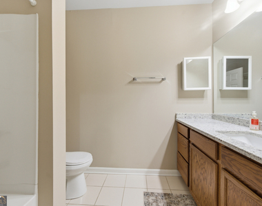 4805 W Village Way Se - Photo Thumbnail 15