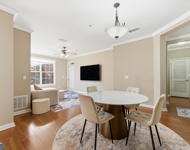 4805 W Village Way Se - Photo Thumbnail 3