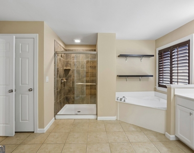 1641 Danbury Parc Place Ne - Photo Thumbnail 16