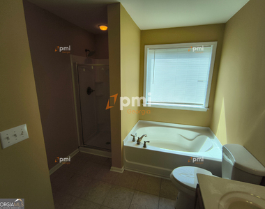 350 Fairmont Way - Photo Thumbnail 13