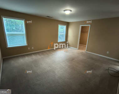 350 Fairmont Way - Photo Thumbnail 7