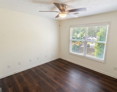 801 Old Peachtree Road Nw - Photo Thumbnail 5