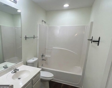 801 Old Peachtree Road Nw - Photo Thumbnail 10