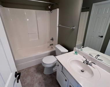 119 Tullamore Trail - Photo Thumbnail 20