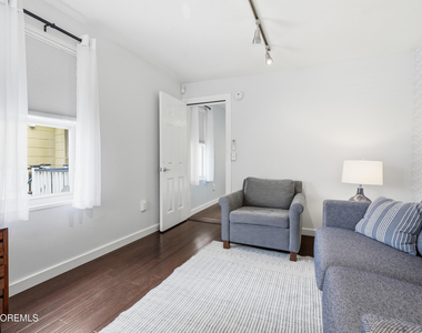 46 Broadway Avenue - Photo Thumbnail 5