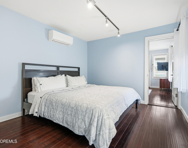 46 Broadway Avenue - Photo Thumbnail 9
