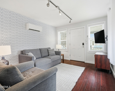 46 Broadway Avenue - Photo Thumbnail 4