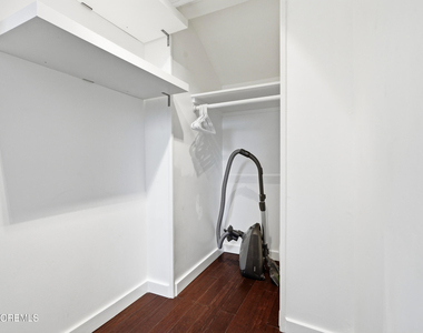 46 Broadway Avenue - Photo Thumbnail 18