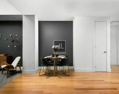 Murray Street - Photo Thumbnail 2