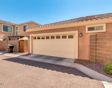 3317 E Loma Vista Street - Photo Thumbnail 12