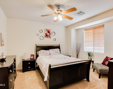 3317 E Loma Vista Street - Photo Thumbnail 6