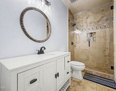 29601 W Columbus Avenue - Photo Thumbnail 15