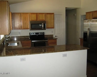 43283 W Cowpath Road - Photo Thumbnail 1