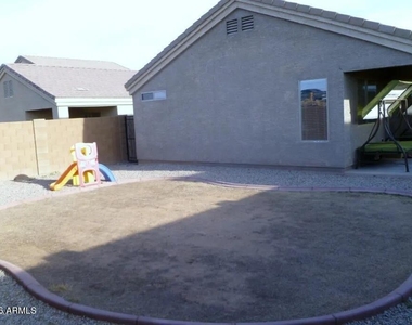 43283 W Cowpath Road - Photo Thumbnail 4