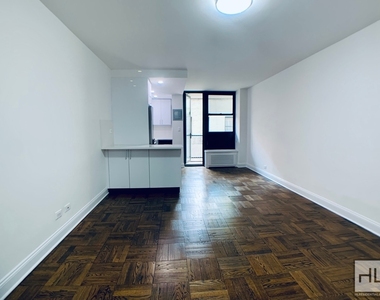 East 35 Street - Photo Thumbnail 2